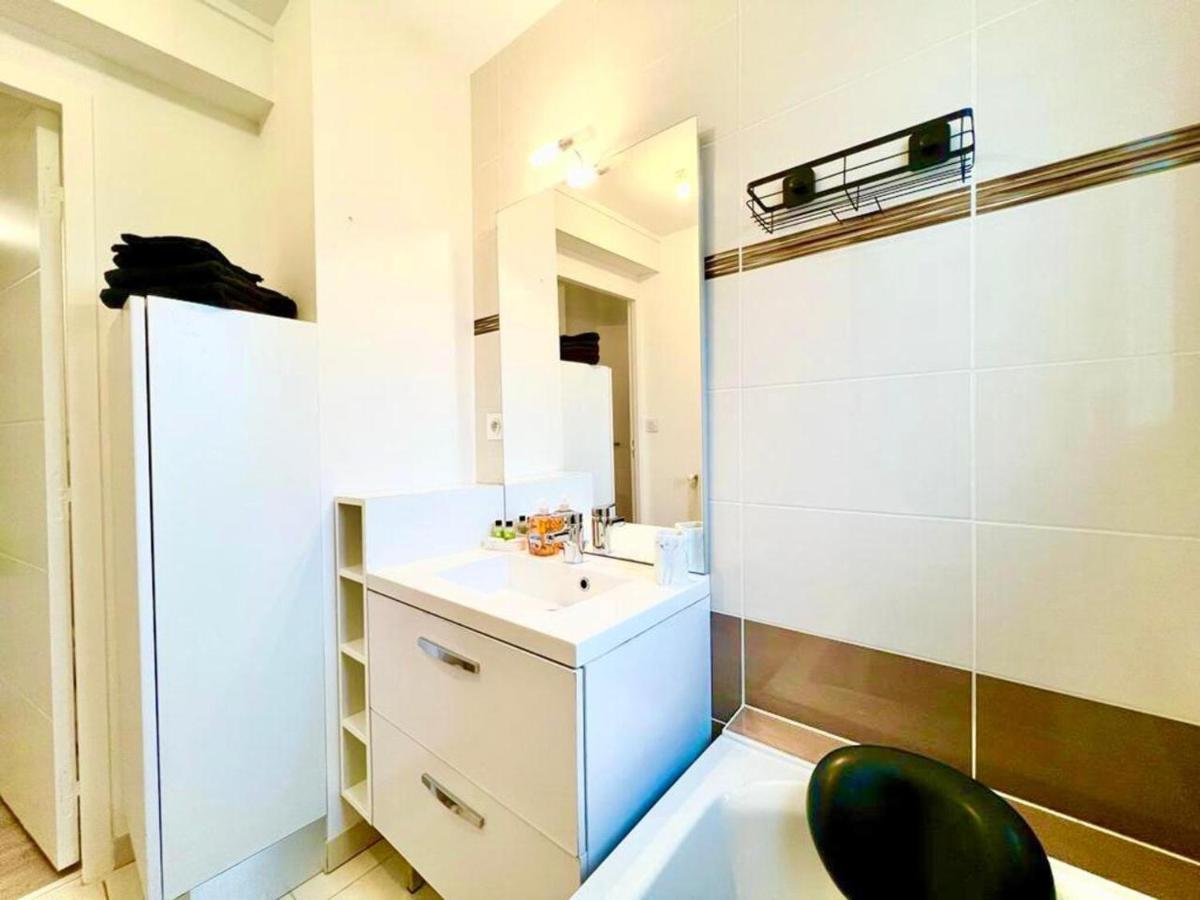 Apartamento L'Atelier Chic - Wifi Fibre - Parking Privee - Balcon - Netflix Lanester Exterior foto