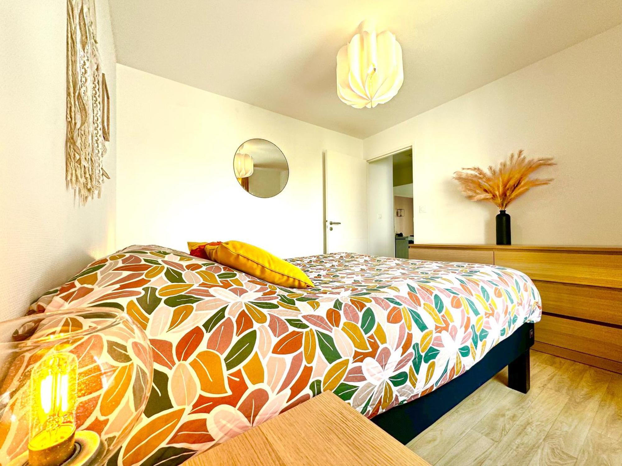 Apartamento L'Atelier Chic - Wifi Fibre - Parking Privee - Balcon - Netflix Lanester Exterior foto