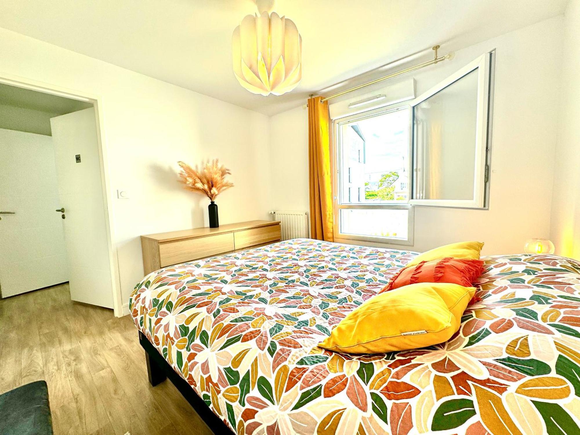 Apartamento L'Atelier Chic - Wifi Fibre - Parking Privee - Balcon - Netflix Lanester Exterior foto
